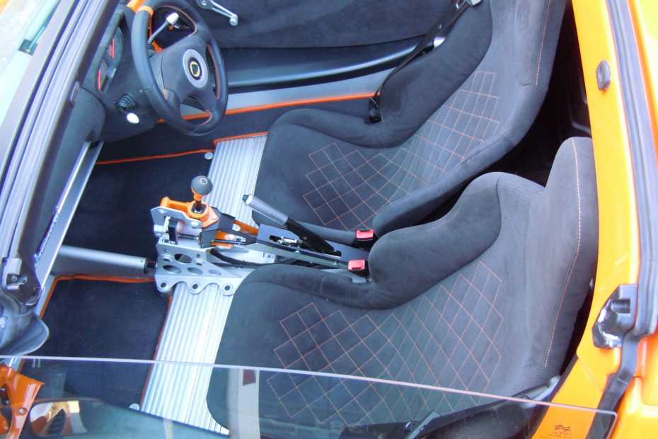 Autositze mit Steppnähten
